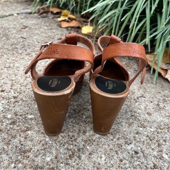 Swedish Hasbeens T-strap style clog - Picture 5 of 10